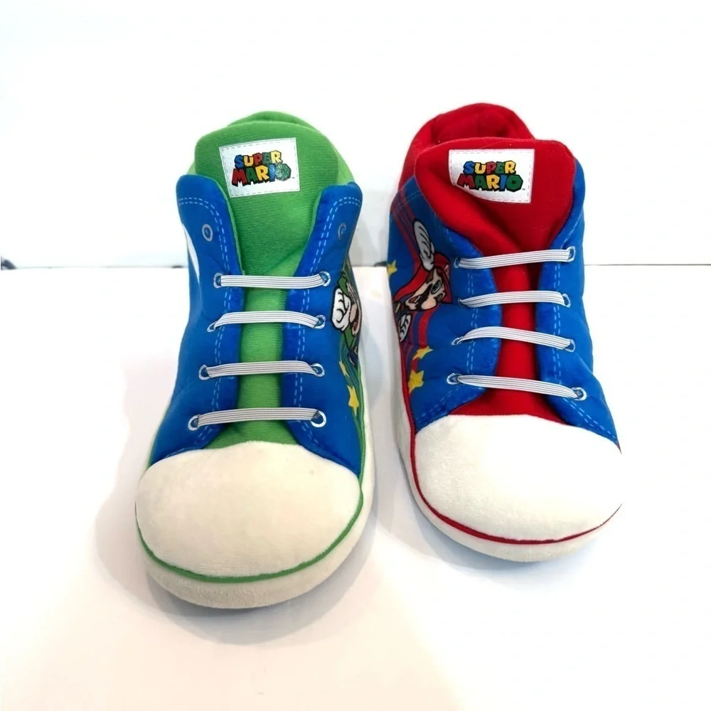 Boys Nintendo Super Mario Brothers Red and Green Bedroom SLIPPERS Size 6